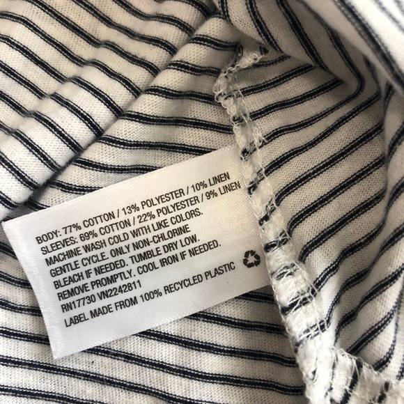 Universal Threads Top - Picture 4 of 4